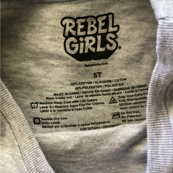 Ruth Bader Ginsburg tee - Picture 2 of 6